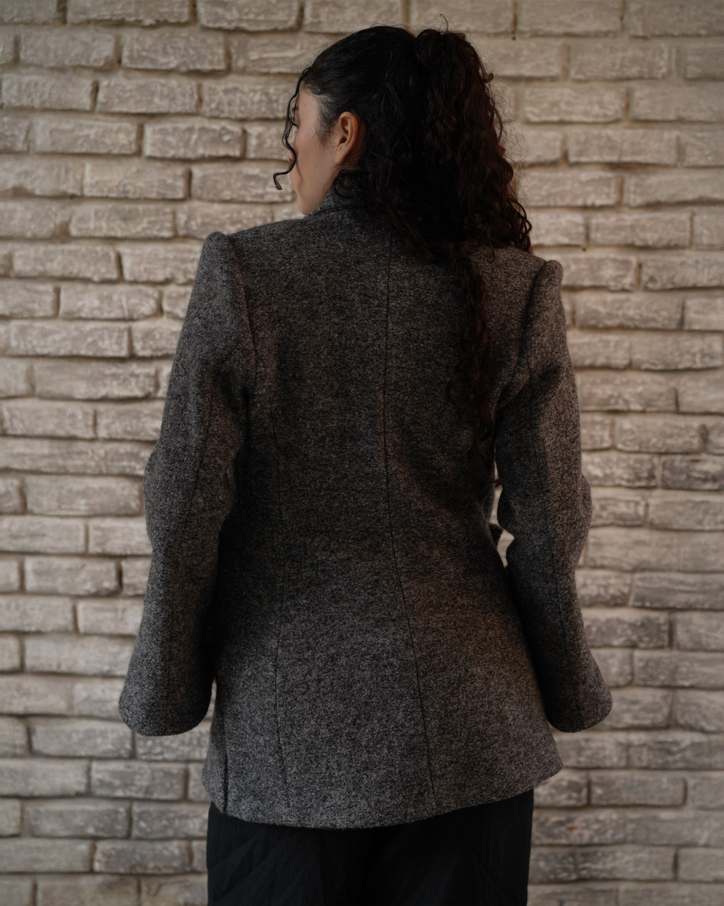 CROSSOVER FELT BLAZER