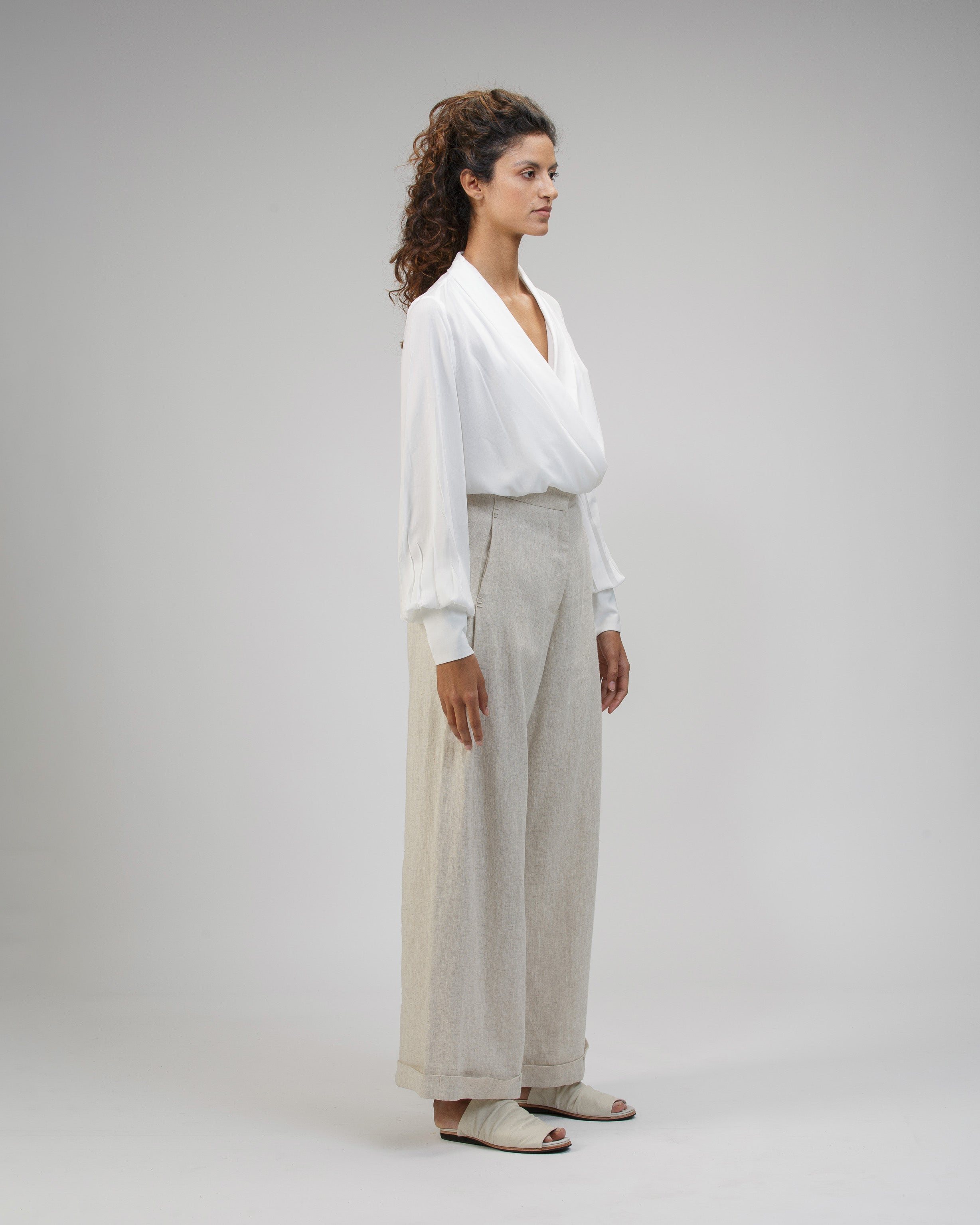 BLUSA CRUZADA CUELLO SMOKING MARFIL