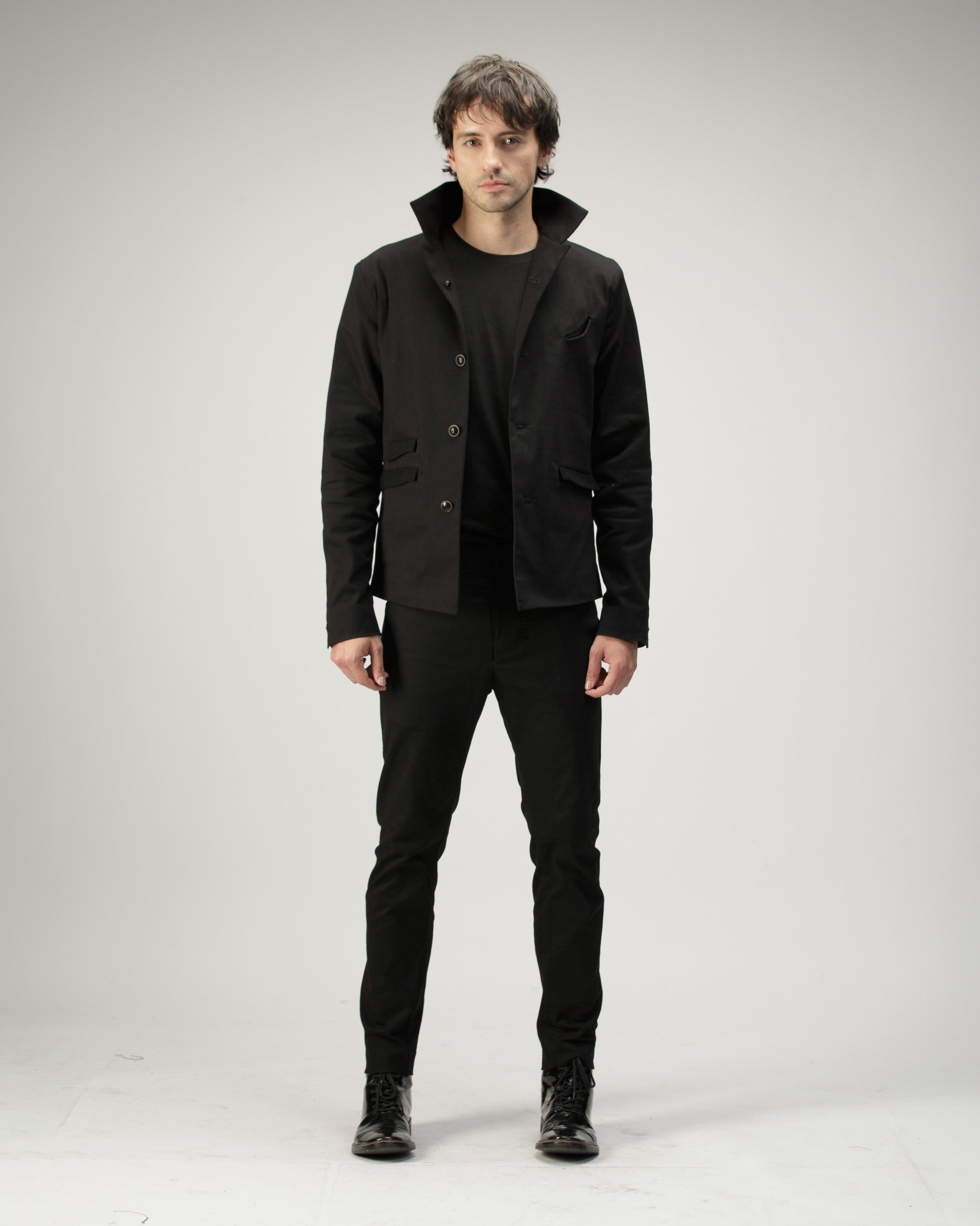CHAQUETA CINCO BOLSILLOS NEGRO
