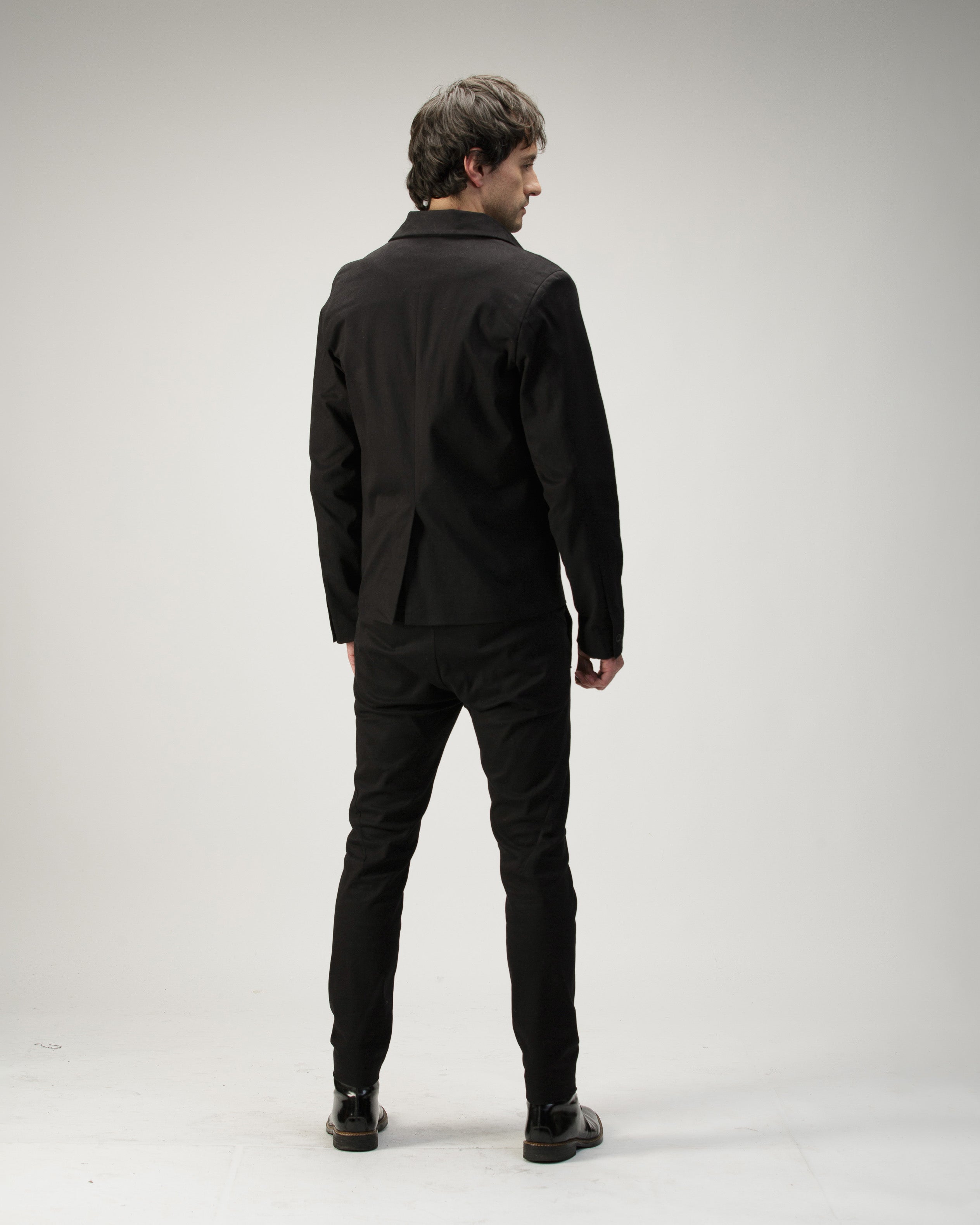 CHAQUETA CINCO BOLSILLOS NEGRO