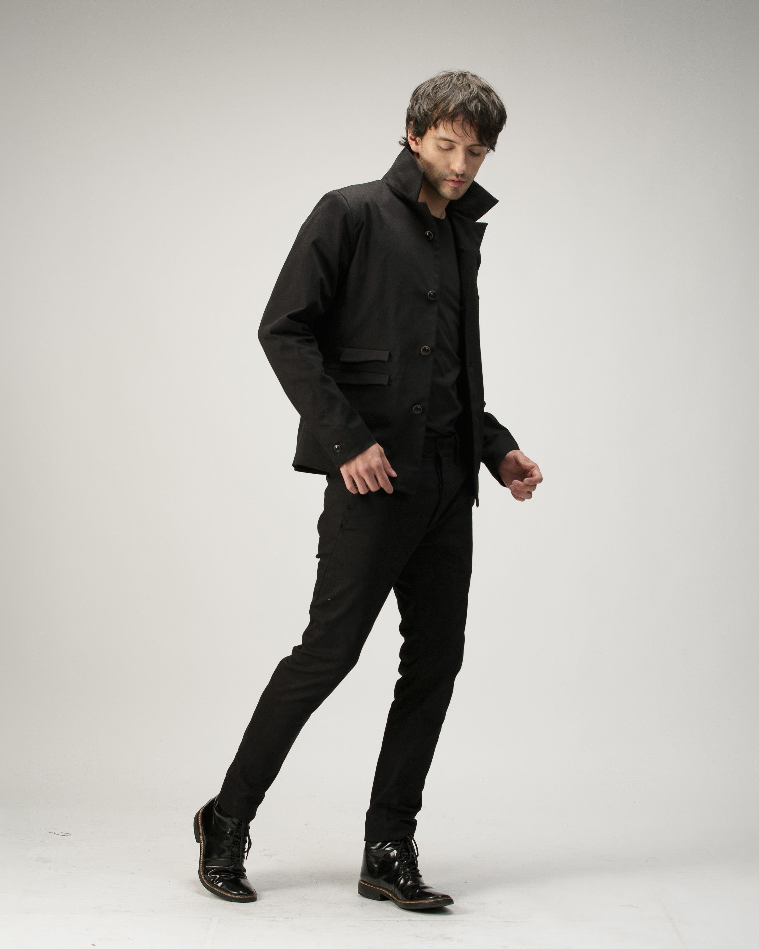 CHAQUETA CINCO BOLSILLOS NEGRO