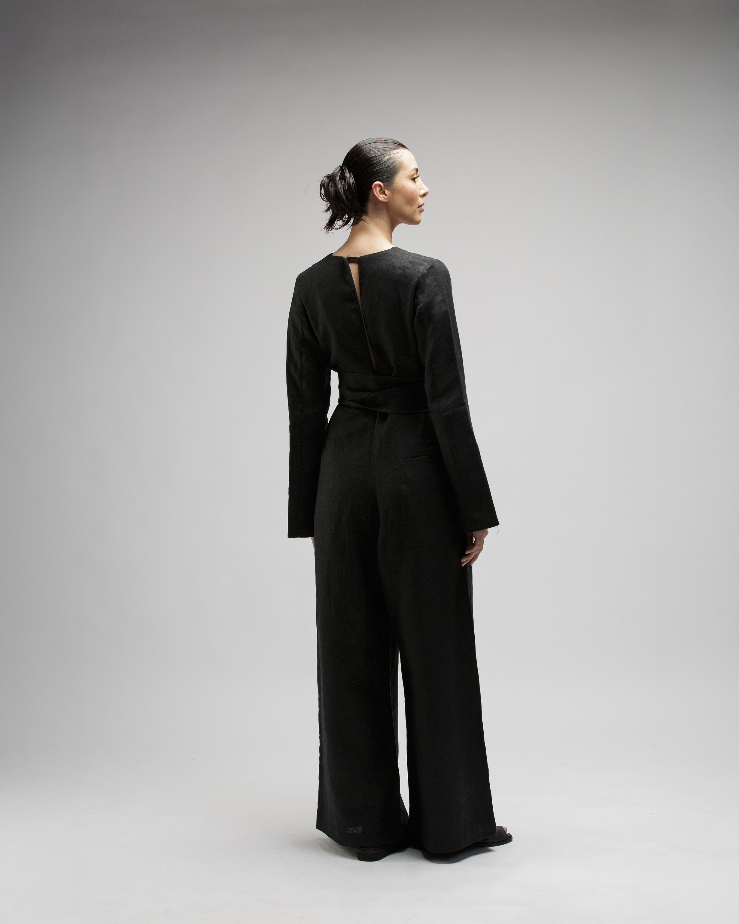 JUMPSUIT CLÁSICO NEGRO