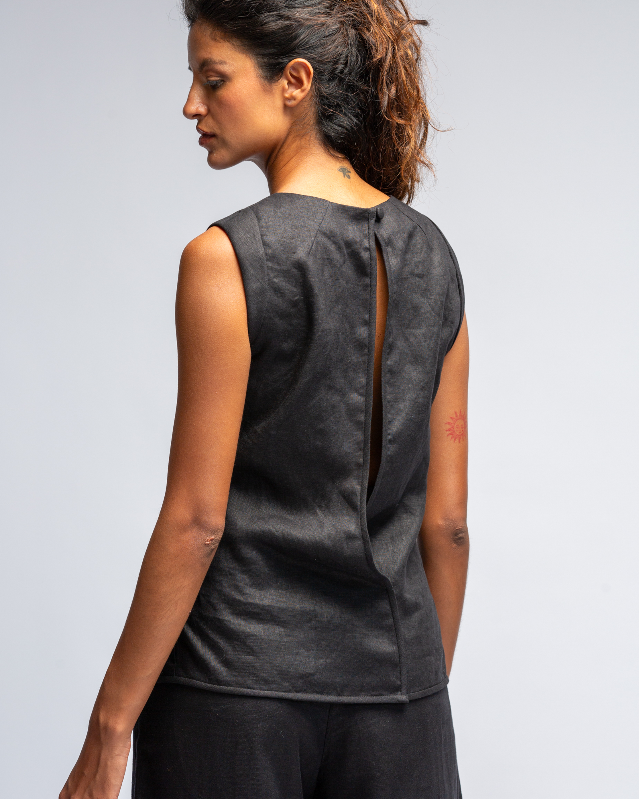 TOP CHINESE SLEEVE LINES