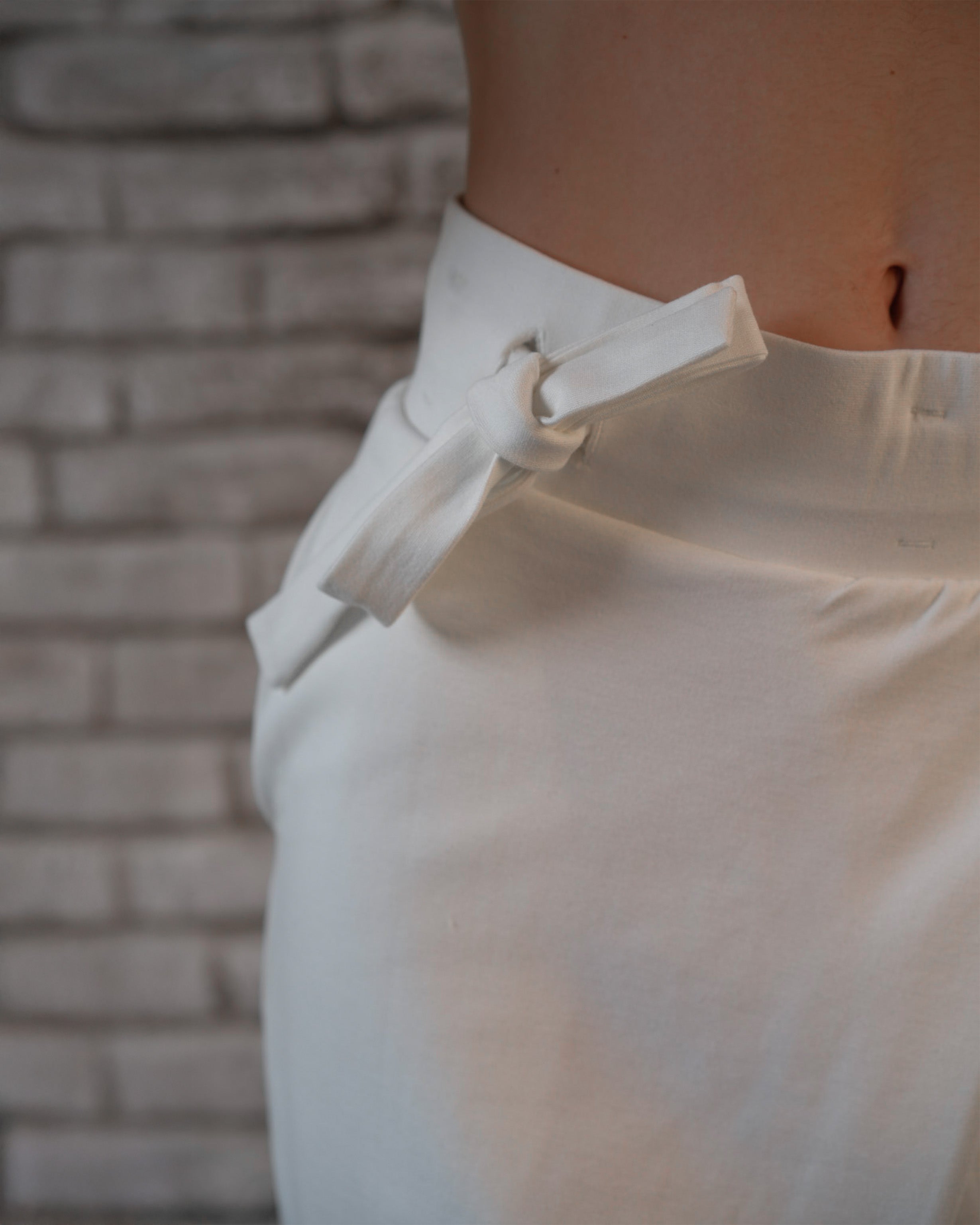 RELAXED CROSS TROUSERS