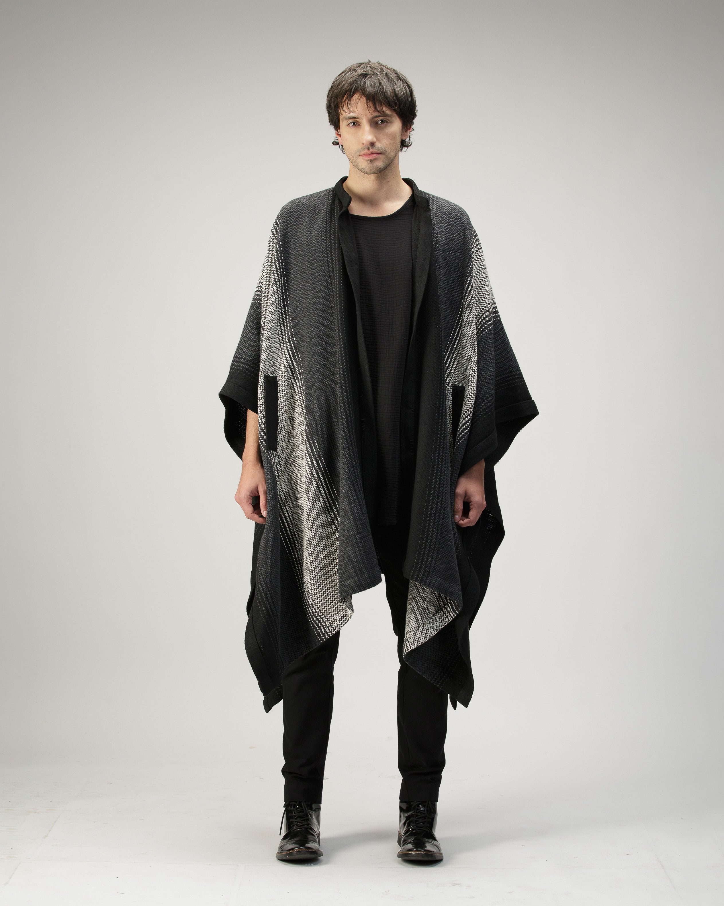 RUANA ANDINA GRIS