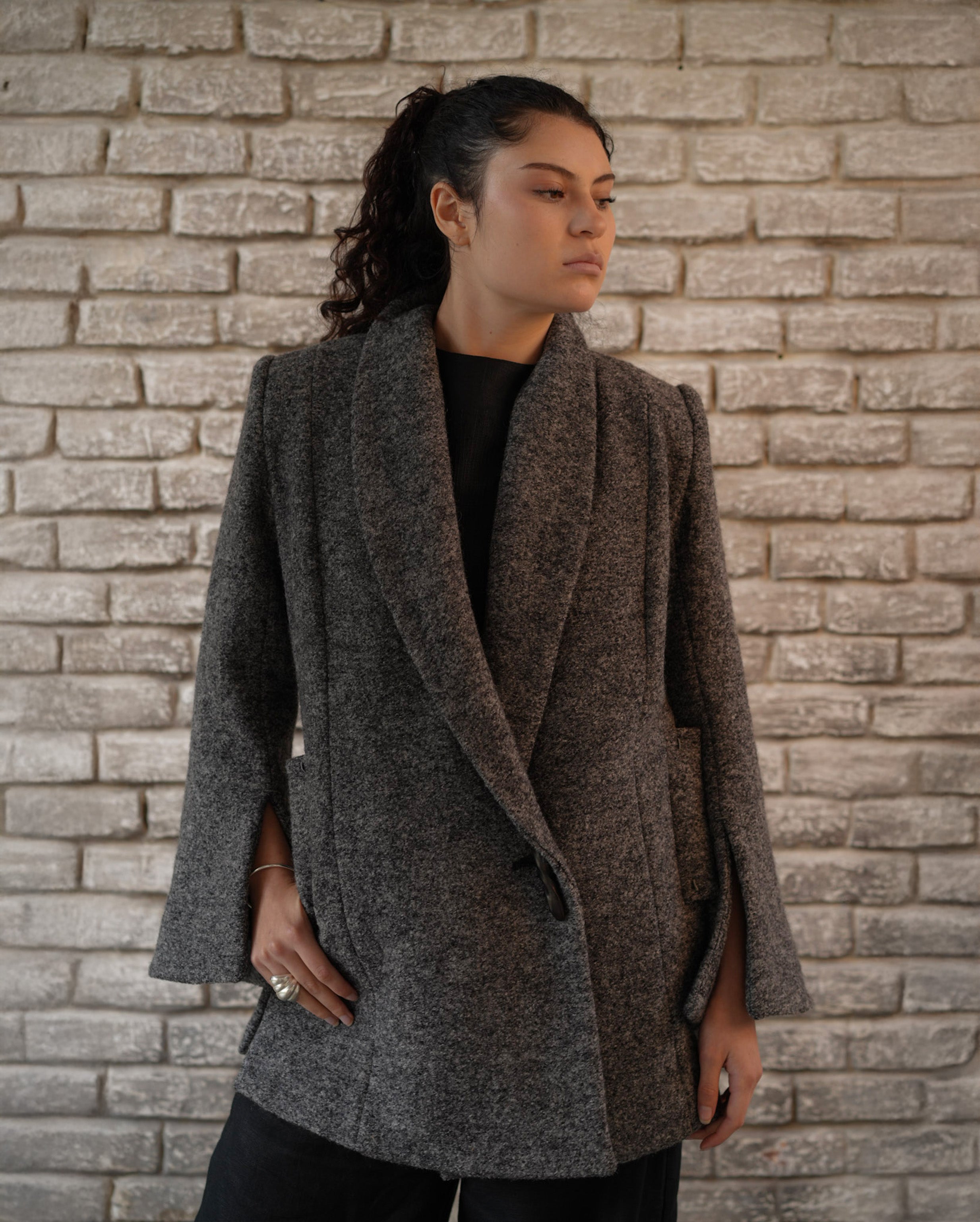 CROSSOVER FELT BLAZER