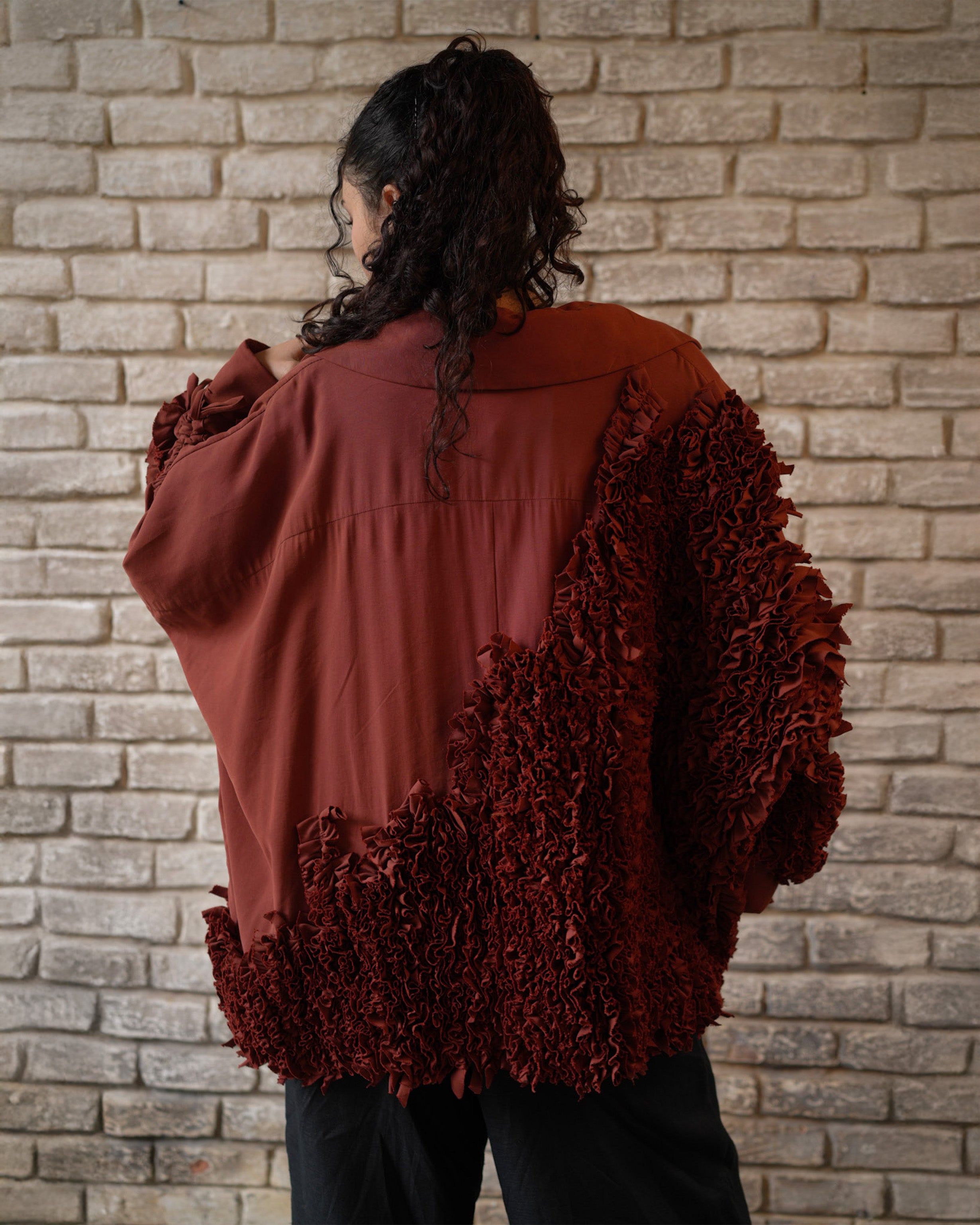 FULL-LENGTH SQUARE JACKET WITH COSTRAS