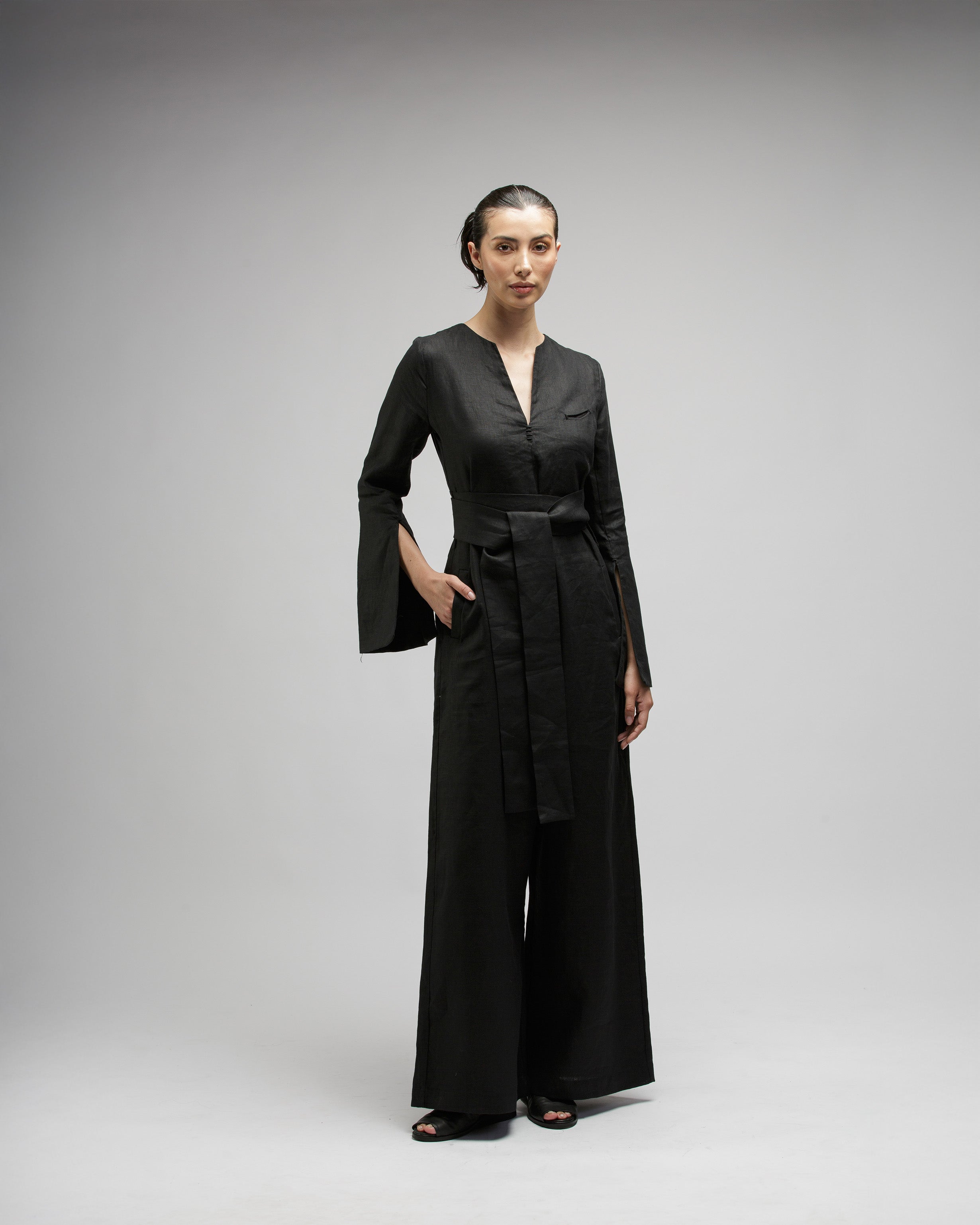 JUMPSUIT CLÁSICO NEGRO